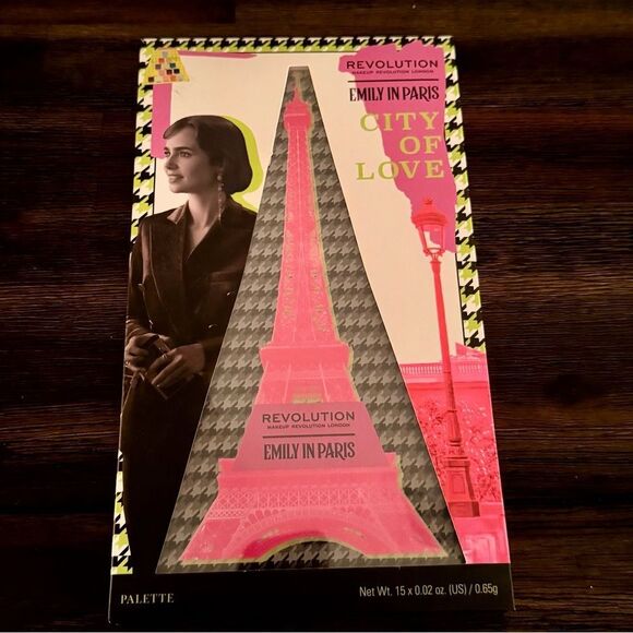 Makeup Revolution Emily In Paris City Of Love Eyeshadow Palette New in Box! - Picture 1 of 5